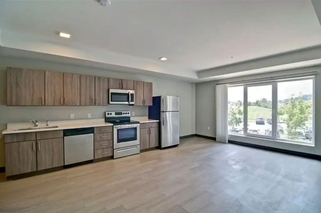 10 north interior, kitchen and living room with view of downtown chattanooga through window